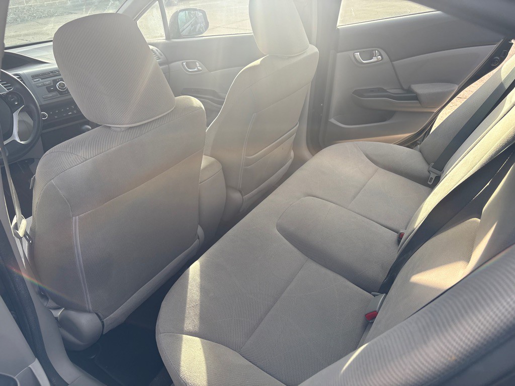 2012 Honda Civic Image 11