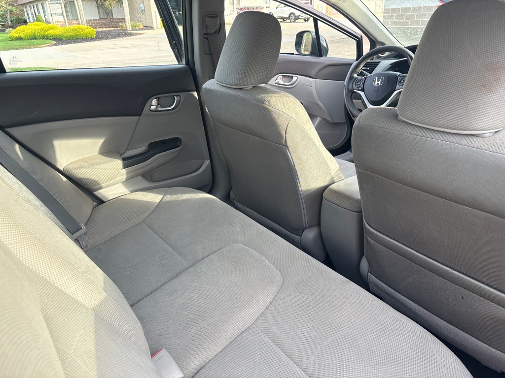 2012 Honda Civic Image 12