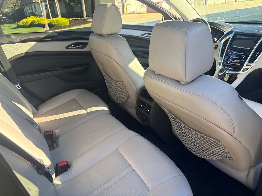 2014 Cadillac SRX Image 12