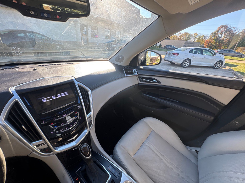 2014 Cadillac SRX Image 15