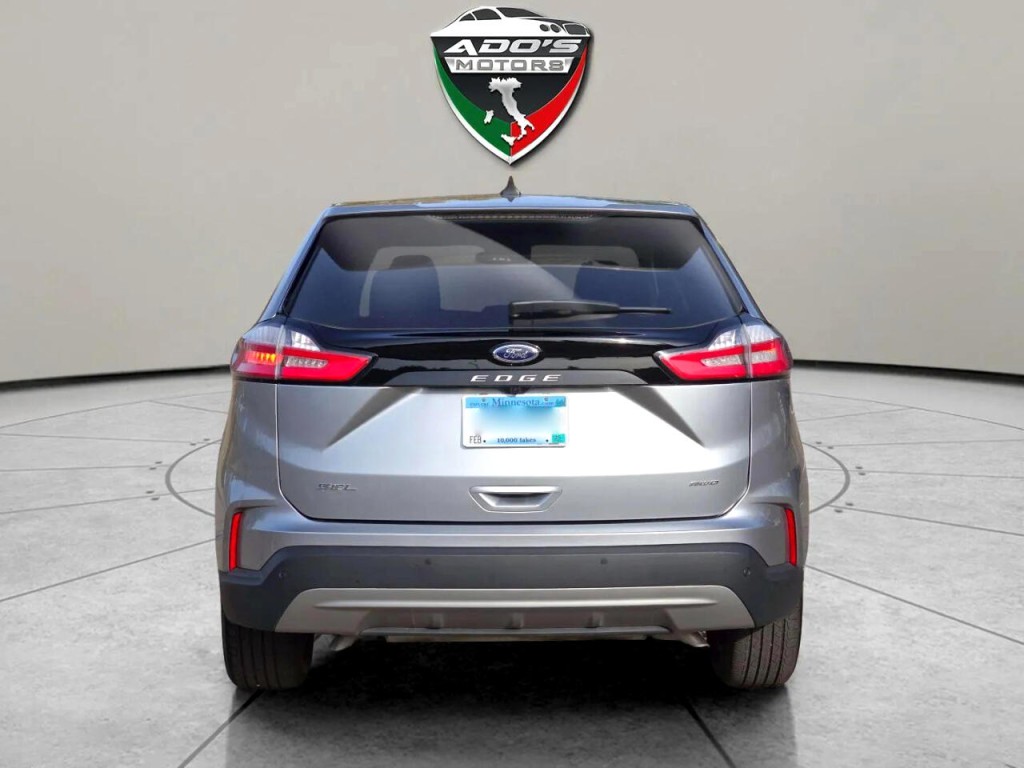 2024 Ford Edge Image 4