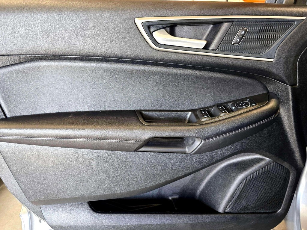 2024 Ford Edge Image 9
