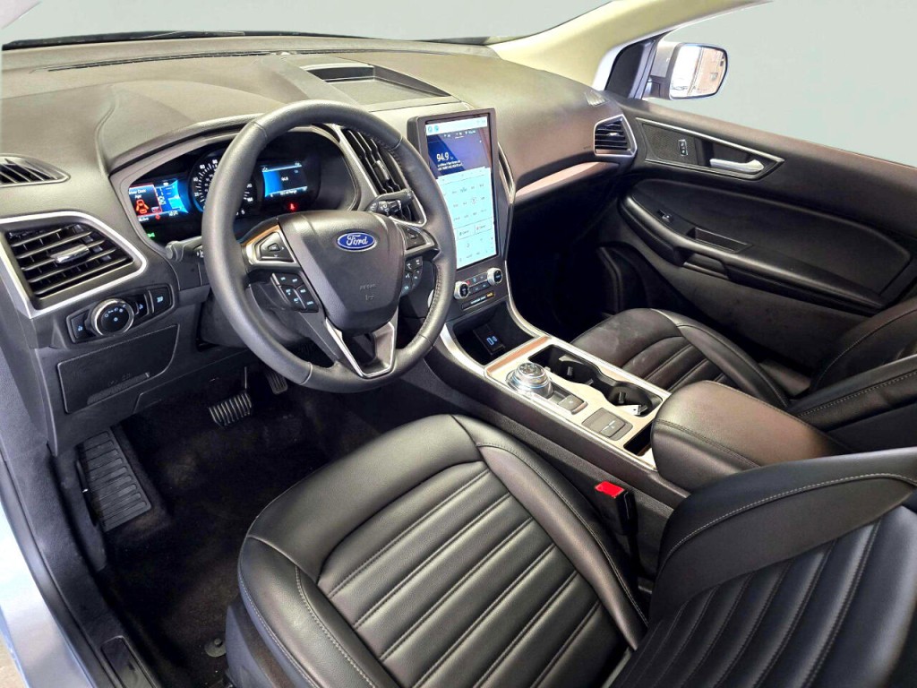 2024 Ford Edge Image 12