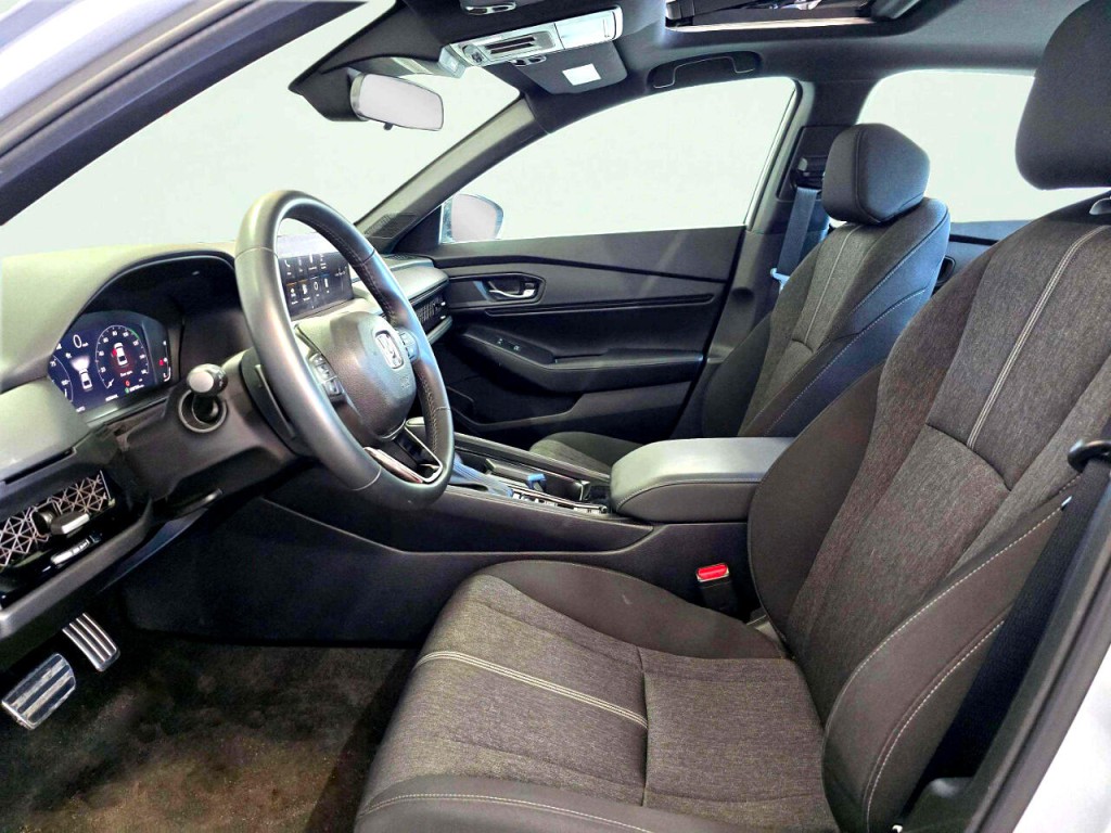 2024 Honda Accord Image 11