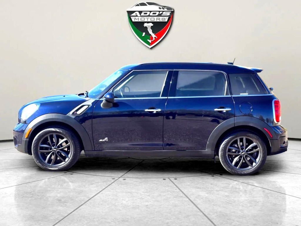 2013 MINI Countryman Image 2