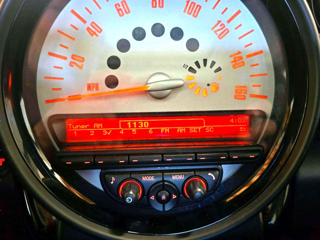 2013 MINI Countryman Image 18