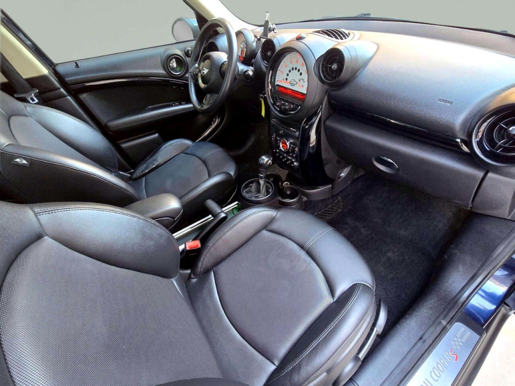 2013 MINI Countryman Image 23