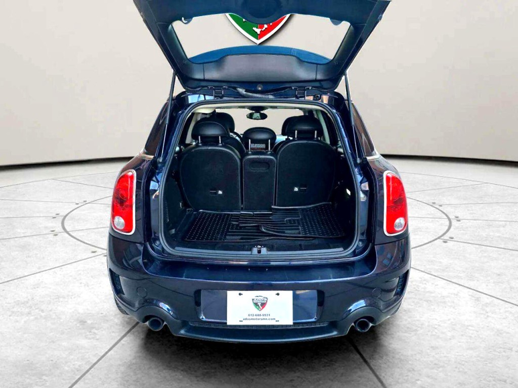 2013 MINI Countryman Image 29