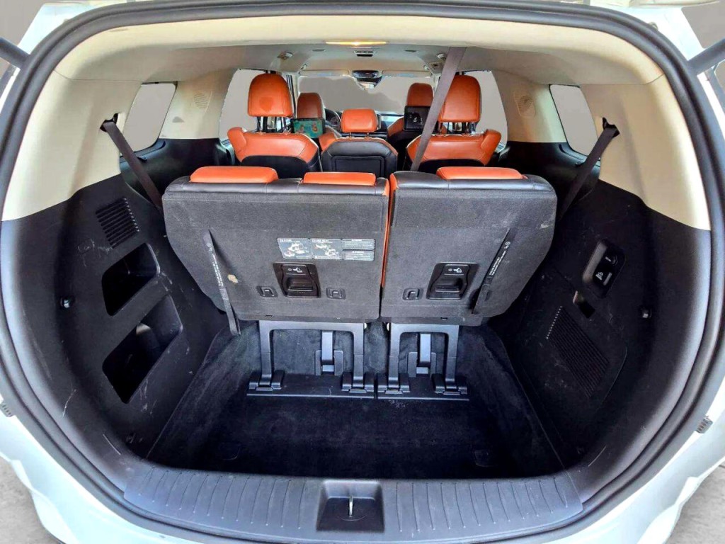 2022 Kia Carnival Image 34