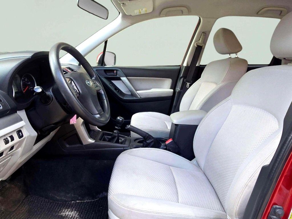 2014 Subaru Forester Image 11