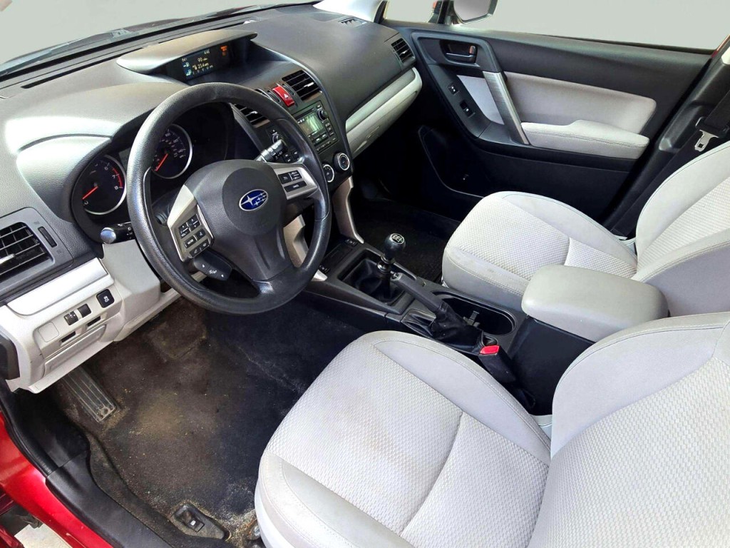 2014 Subaru Forester Image 12