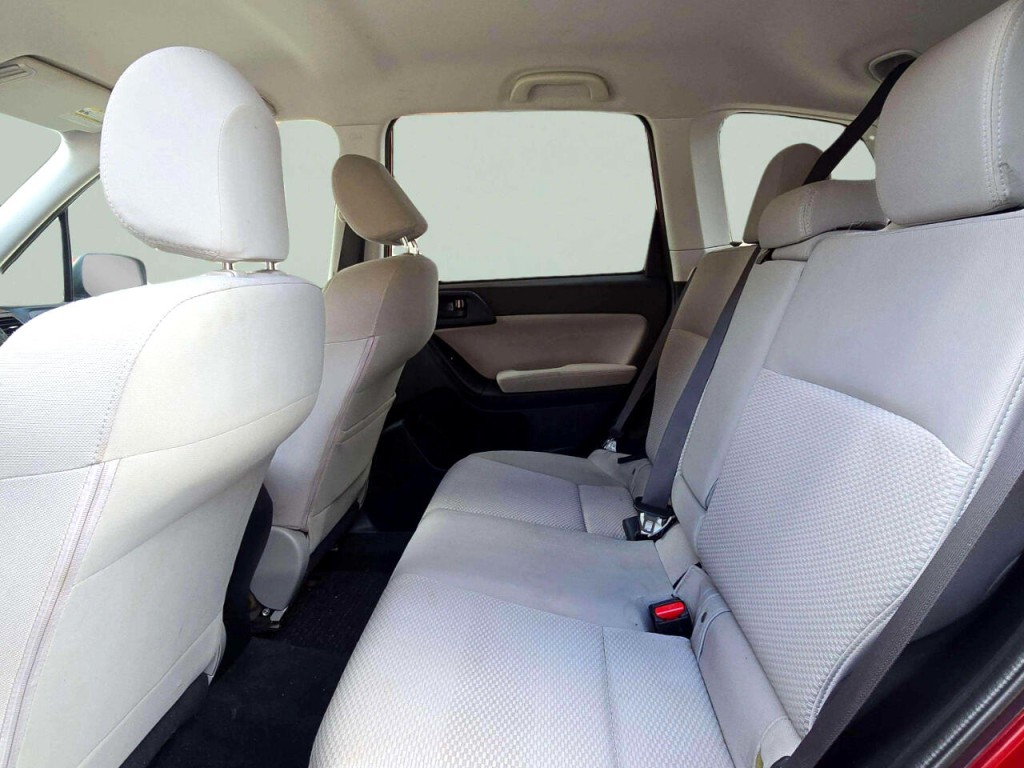 2014 Subaru Forester Image 25