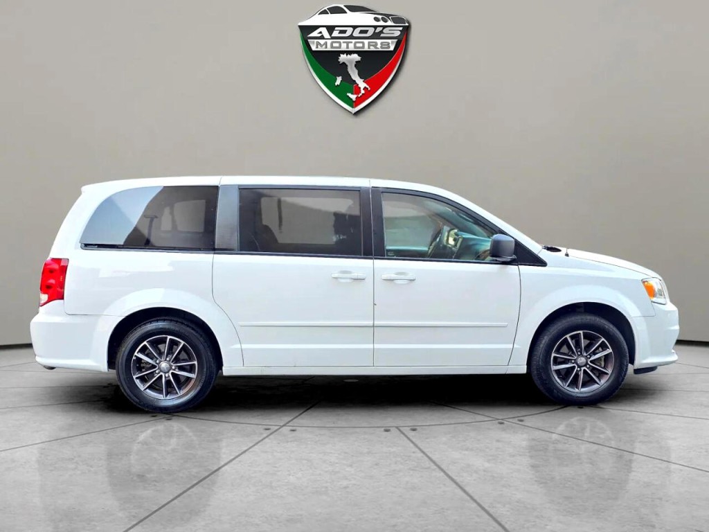 2017 Dodge Grand Caravan Image 6