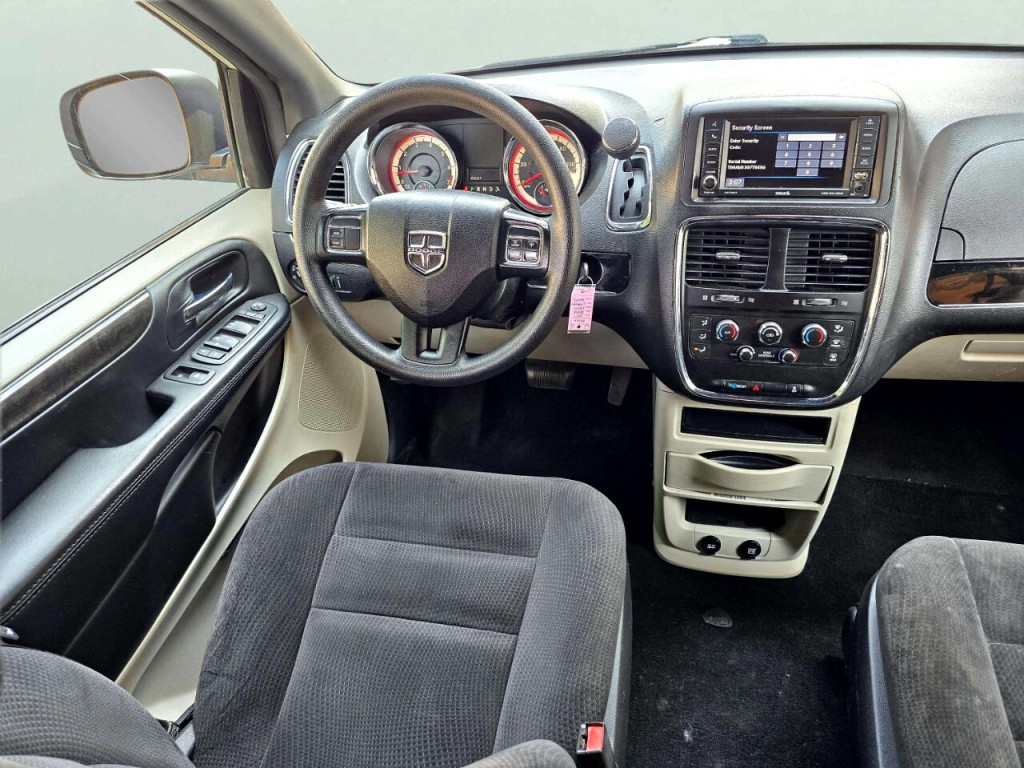 2017 Dodge Grand Caravan Image 12