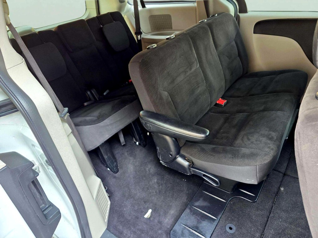 2017 Dodge Grand Caravan Image 26