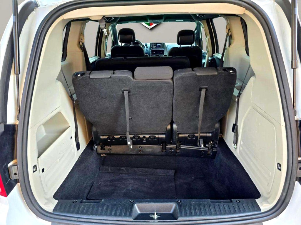 2017 Dodge Grand Caravan Image 30