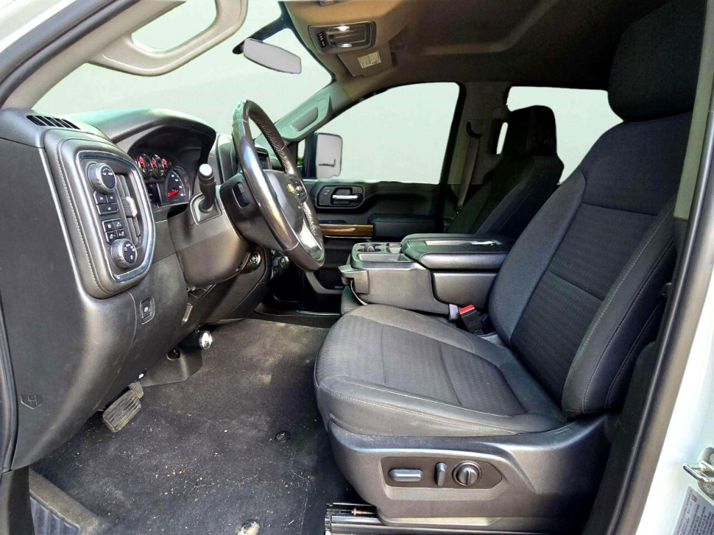 2022 Chevrolet Silverado 1500 Image 11
