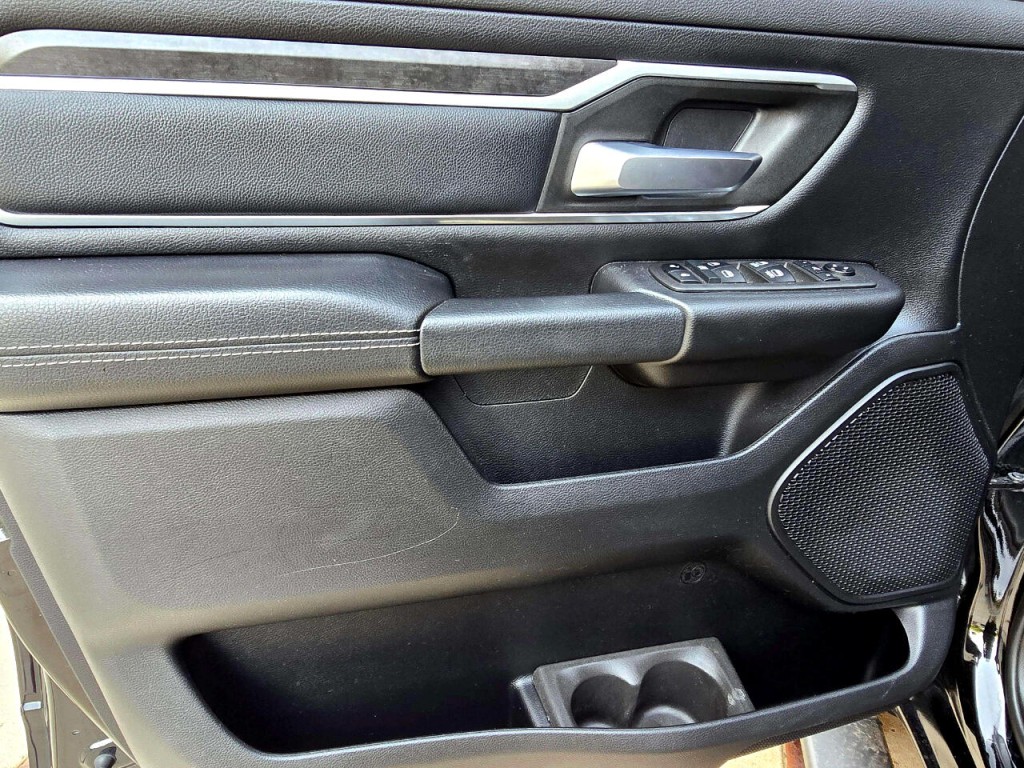 2021 RAM 1500 Image 10