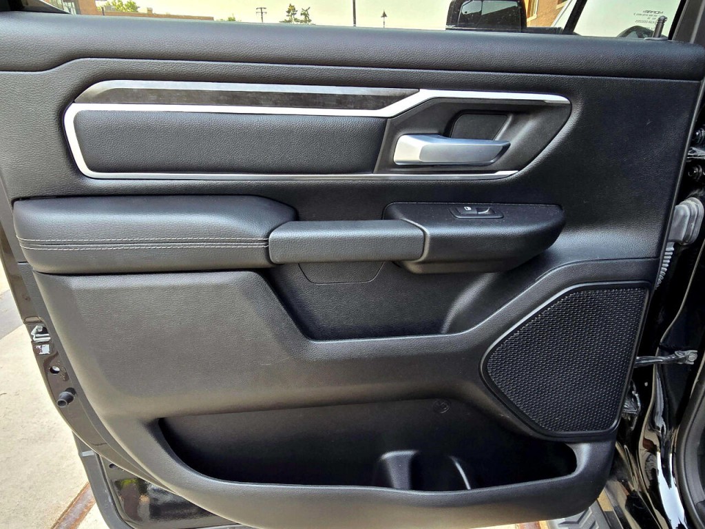 2021 RAM 1500 Image 23