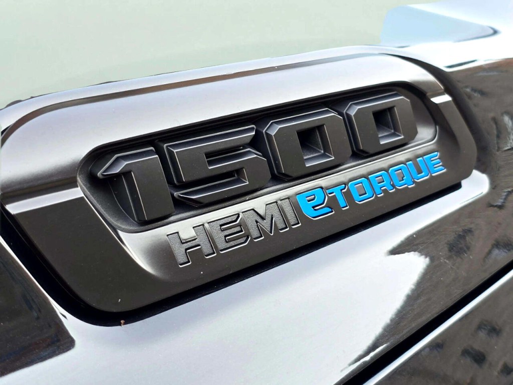 2021 RAM 1500 Image 25