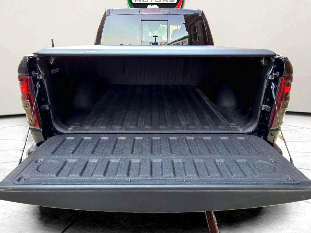 2021 RAM 1500 Image 28