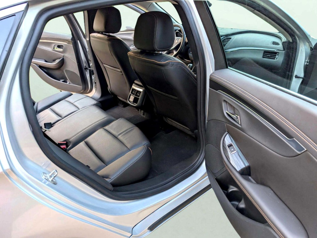 2019 Chevrolet Impala Image 15