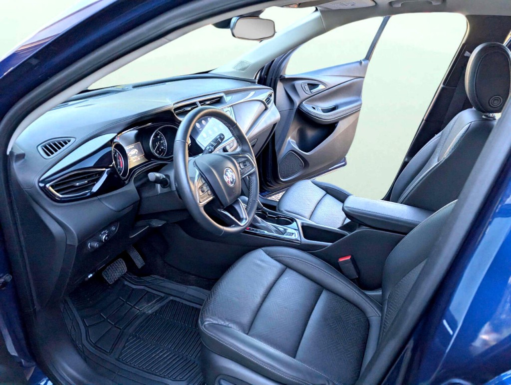 2023 Buick Enclave Image 9
