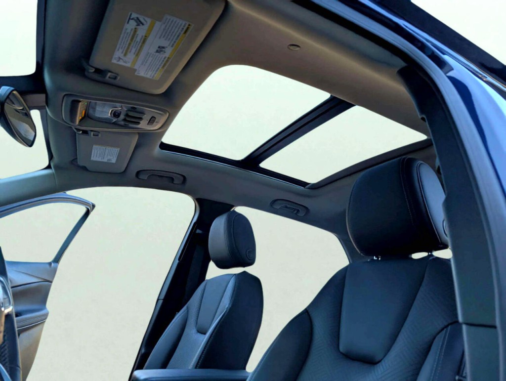 2023 Buick Enclave Image 10