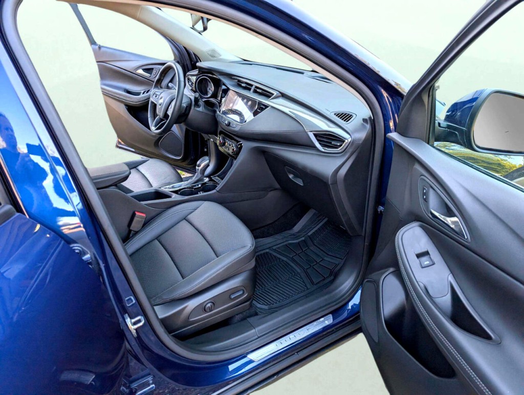2023 Buick Enclave Image 14