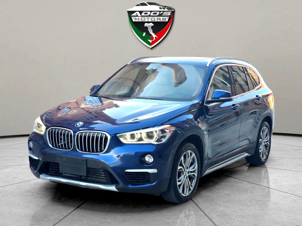 2016 BMW X1 Image 1
