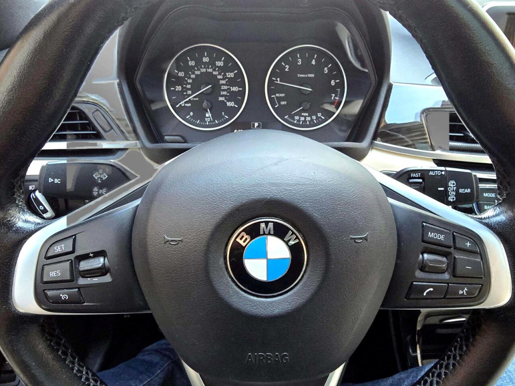 2016 BMW X1 Image 16