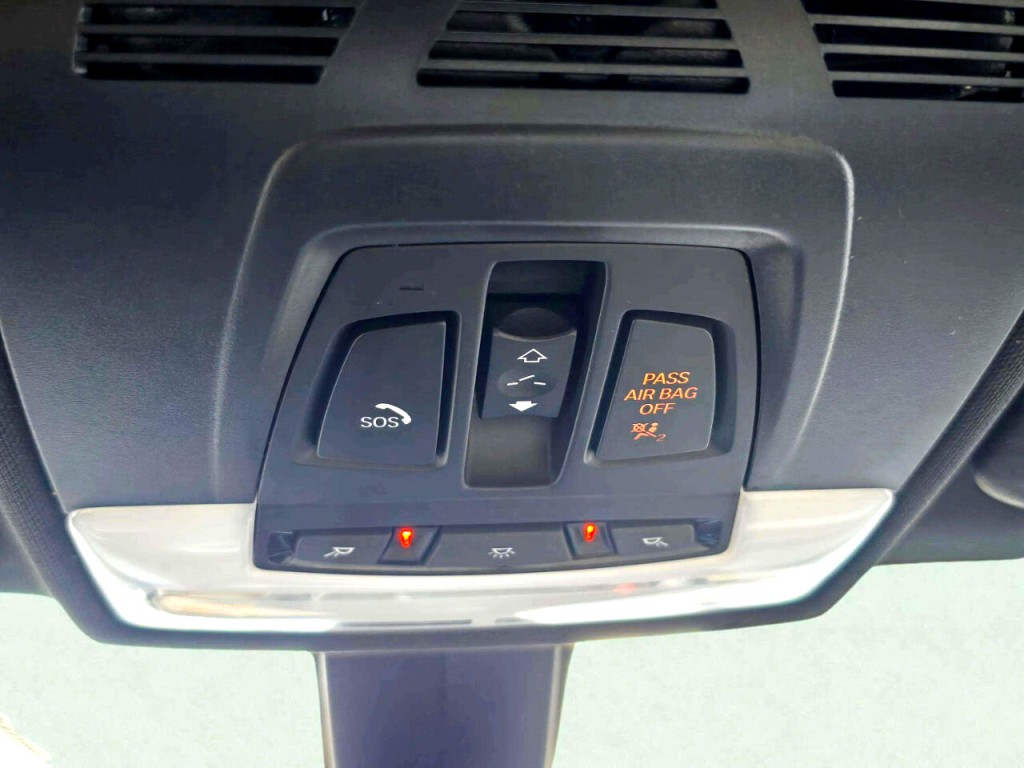 2016 BMW X1 Image 18