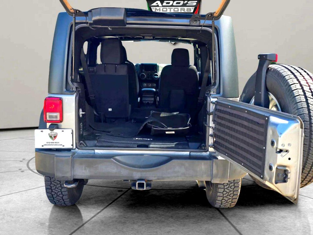 2016 Jeep Wrangler Unlimited Image 25