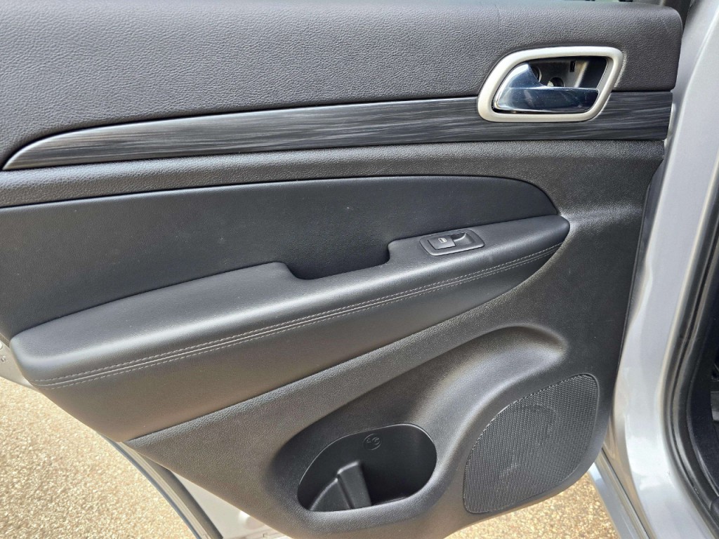 2021 Jeep Grand Cherokee Image 21