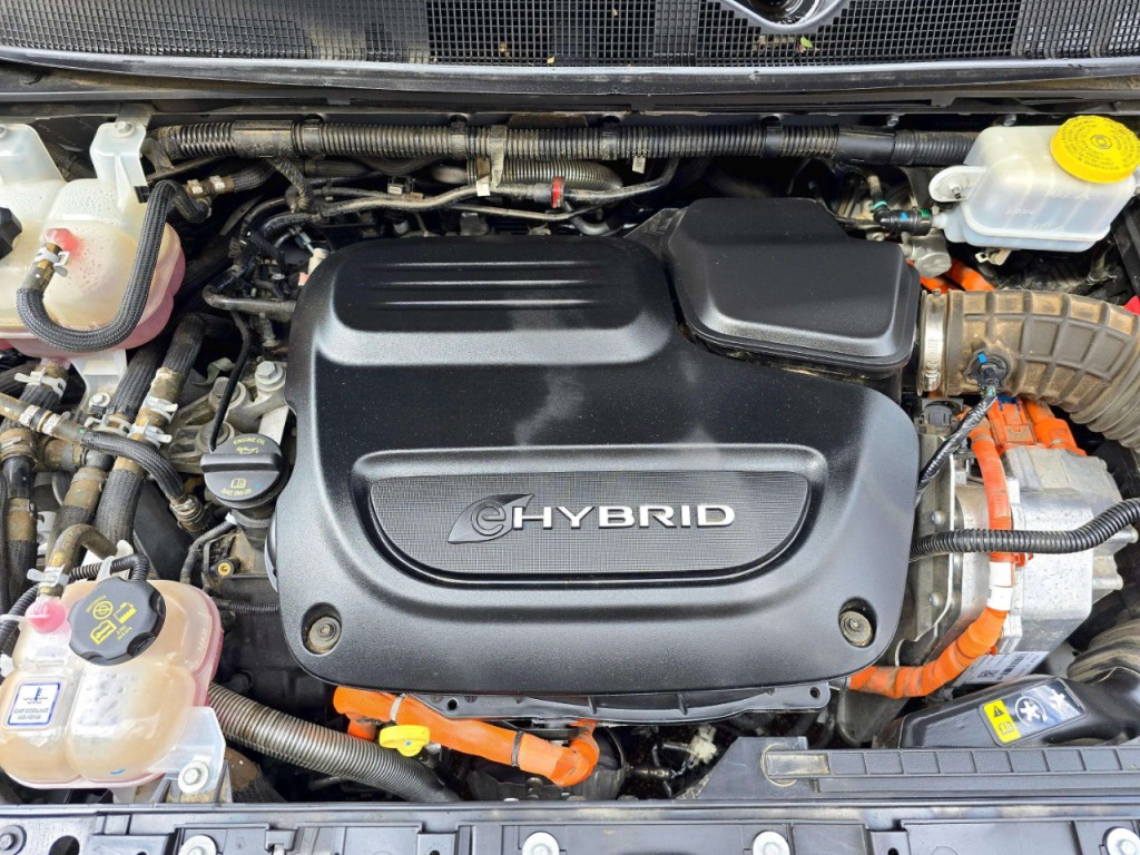 2018 Chrysler Pacifica Image 30
