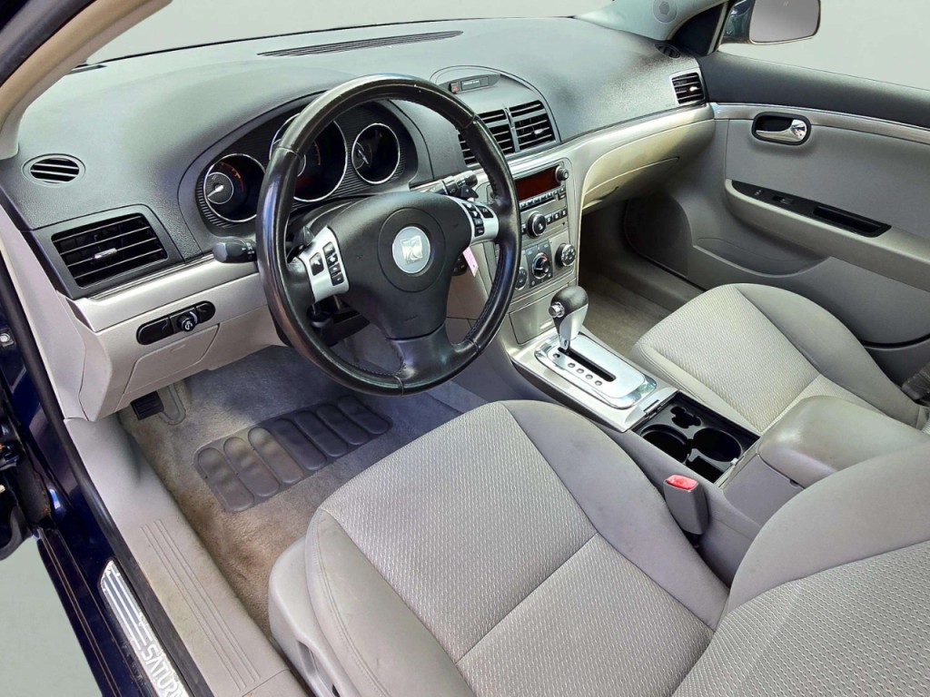 2009 Saturn Aura Image 12