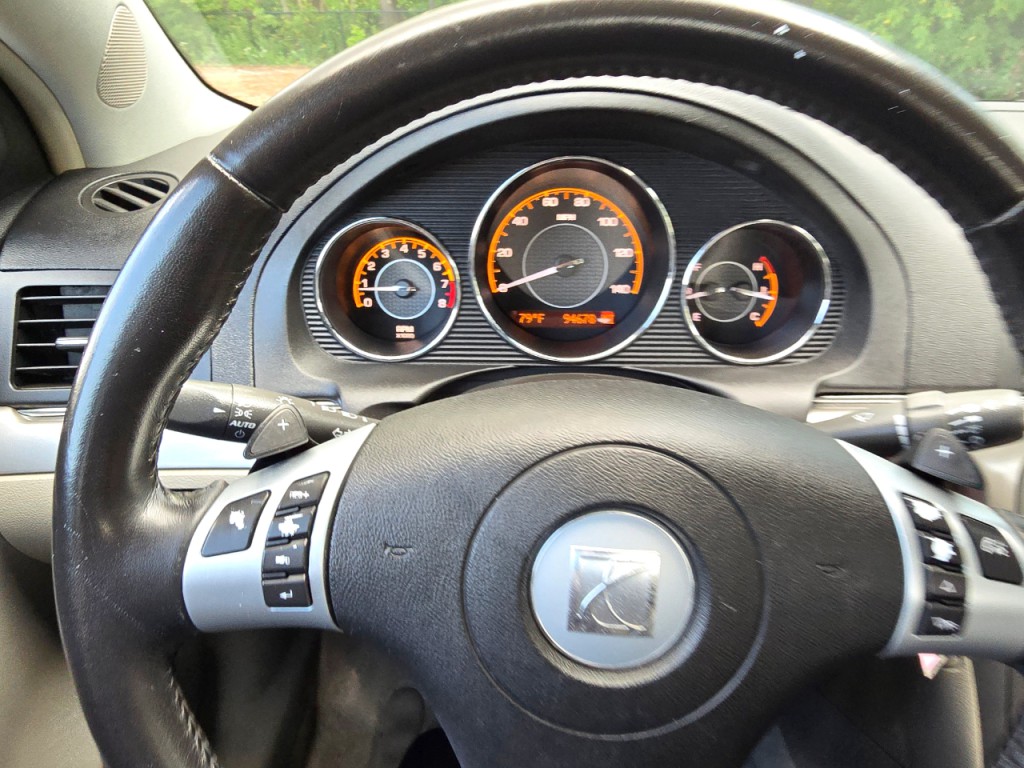 2009 Saturn Aura Image 15