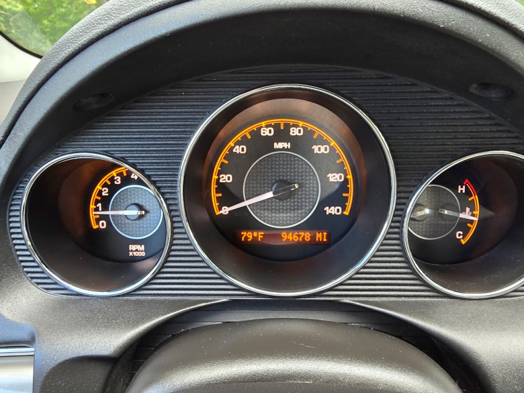 2009 Saturn Aura Image 16