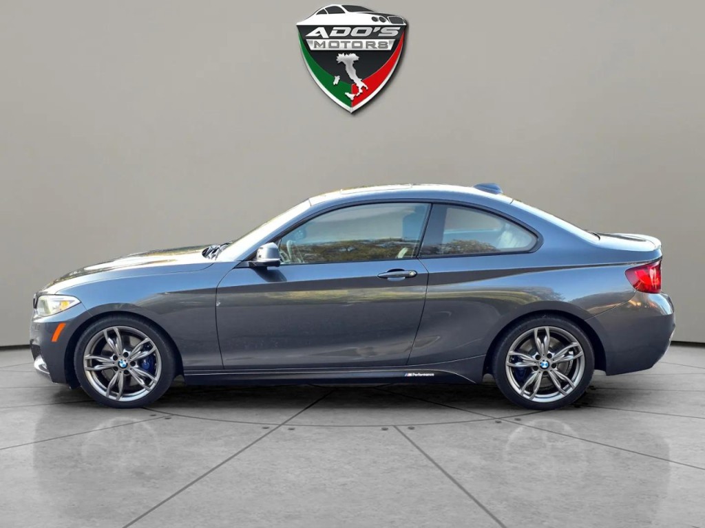 2015 BMW 2 Series Image 2
