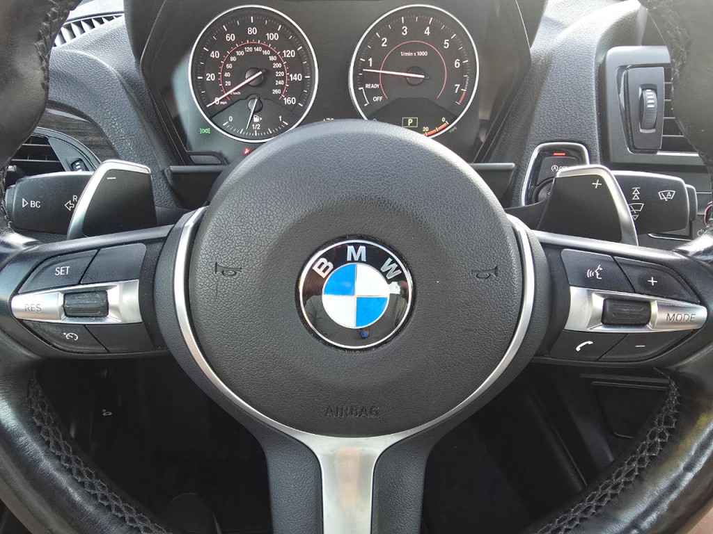 2015 BMW 2 Series Image 17