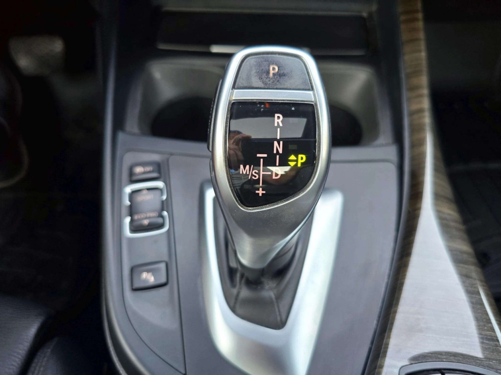 2015 BMW 2 Series Image 22