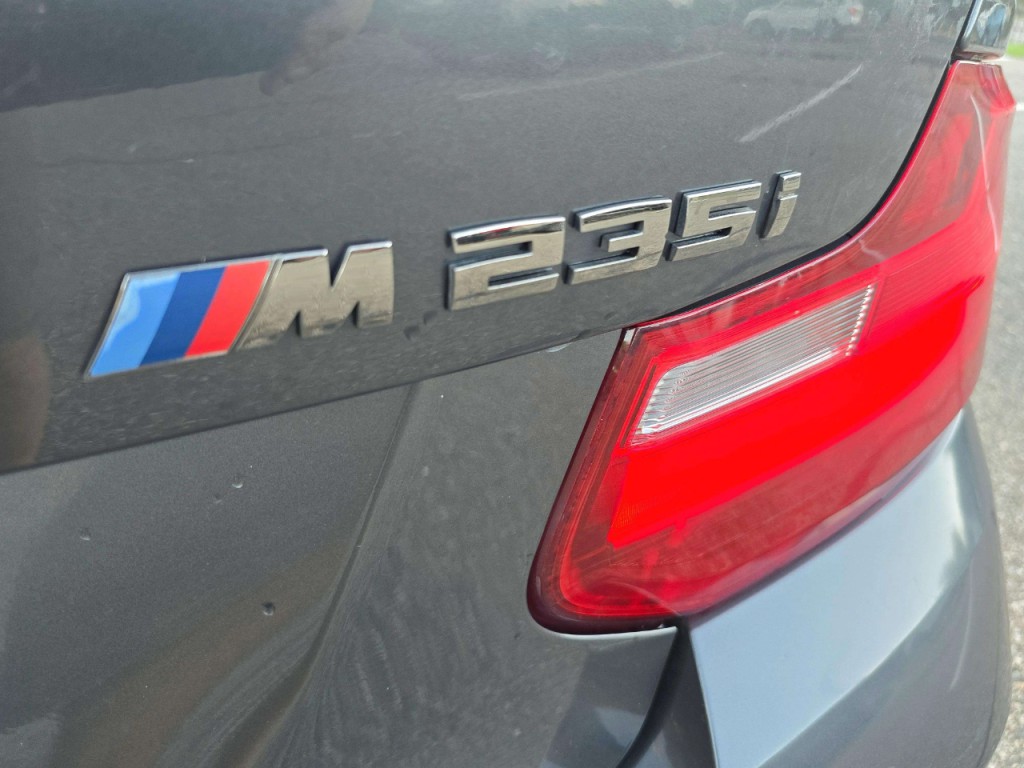 2015 BMW 2 Series Image 31