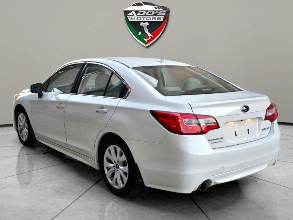 2016 Subaru Legacy Image 3