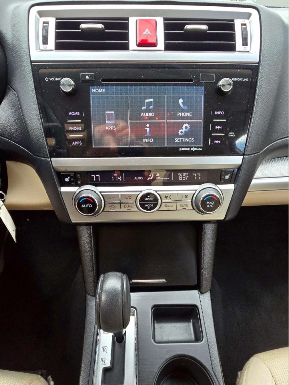 2016 Subaru Legacy Image 15