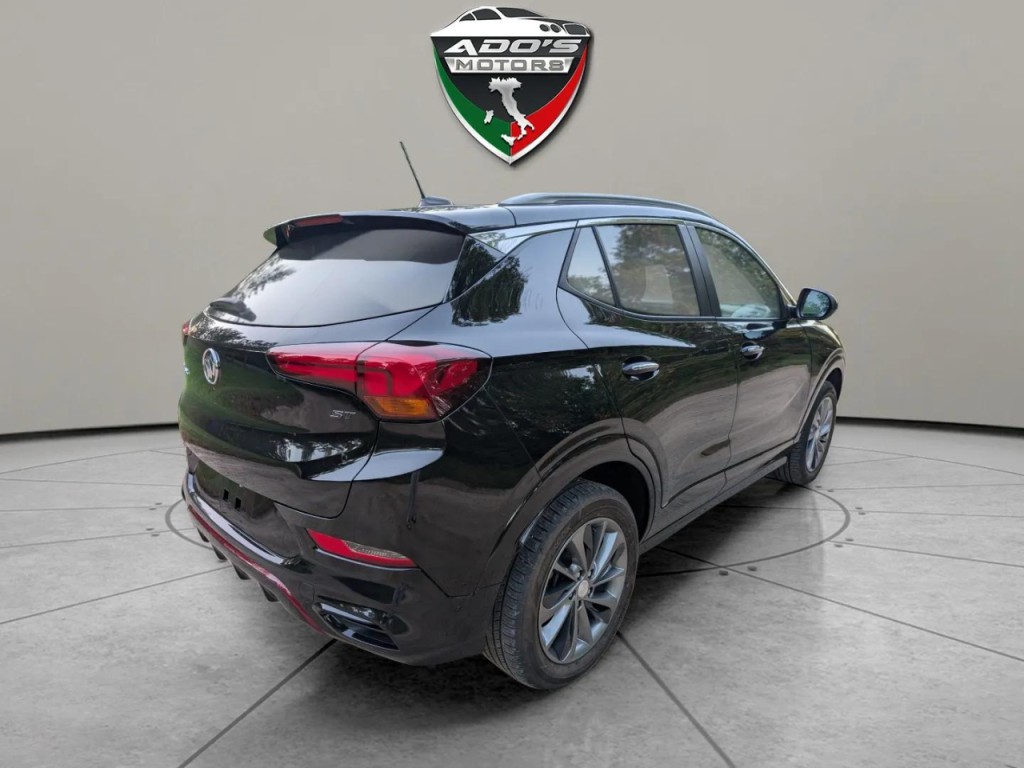 2023 Buick Enclave Image 5