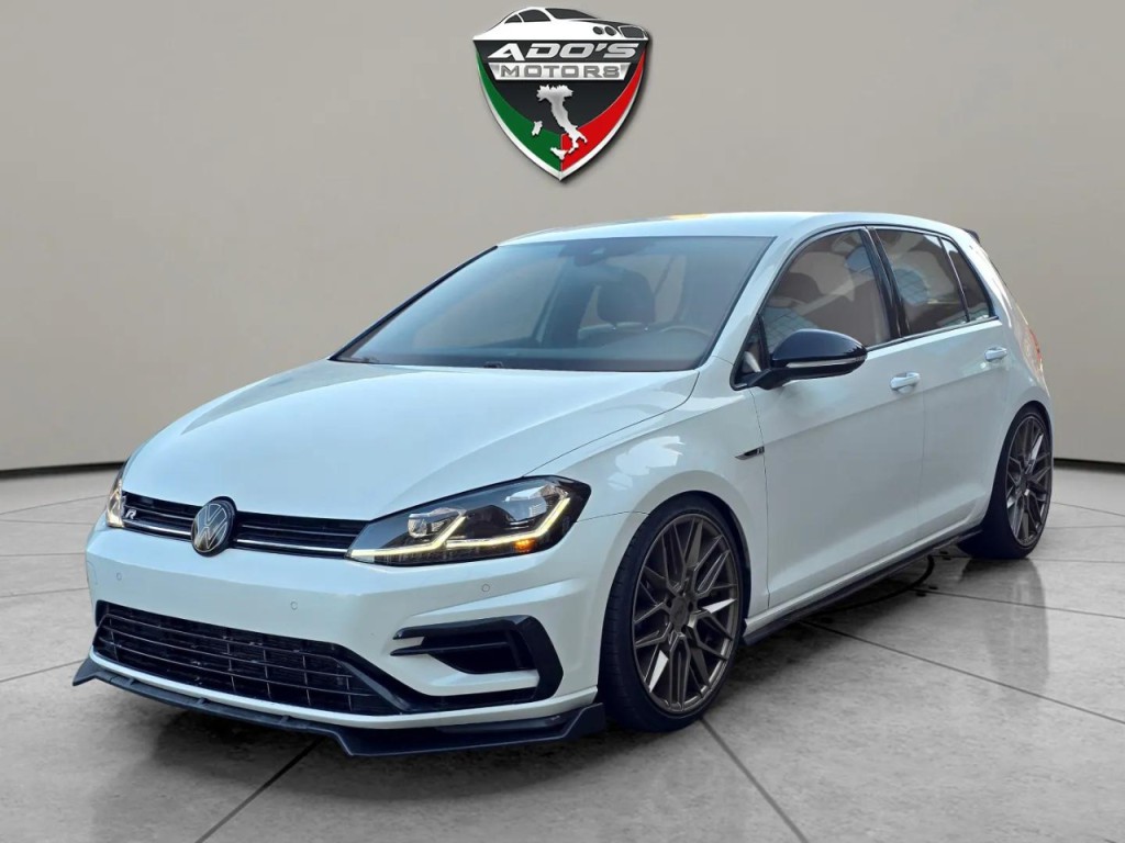 2018 Volkswagen Golf Image 1