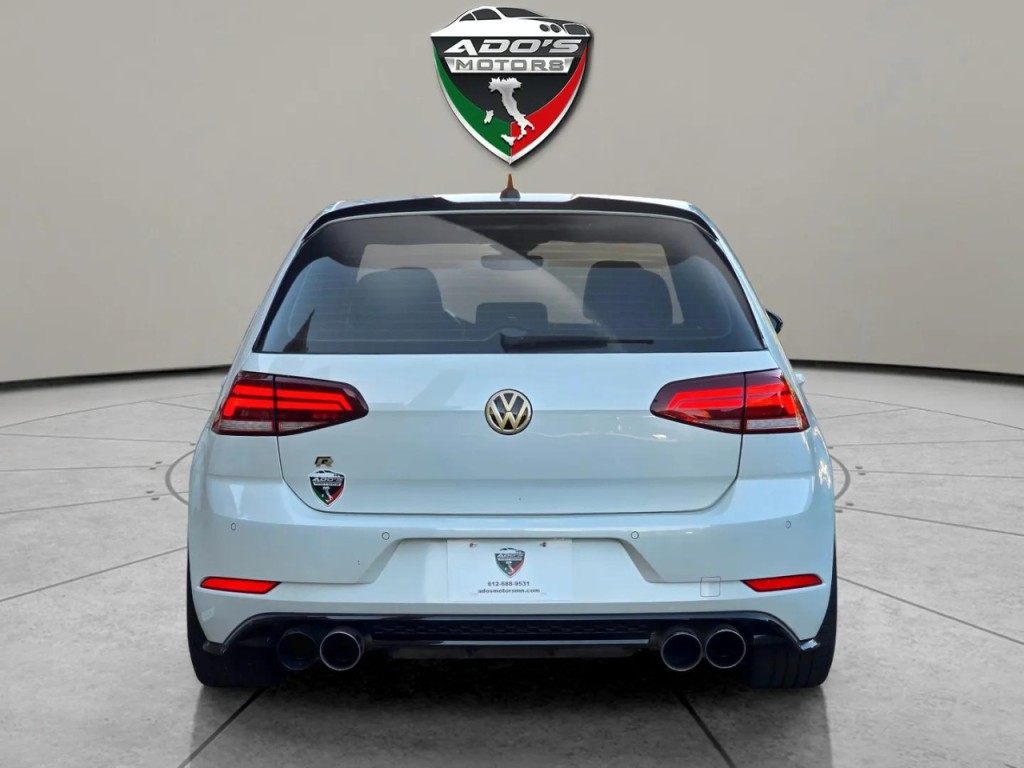 2018 Volkswagen Golf Image 4