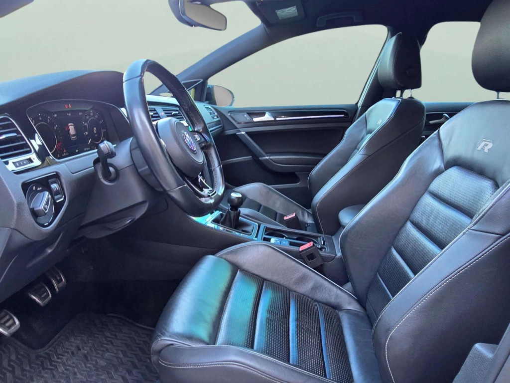 2018 Volkswagen Golf Image 12
