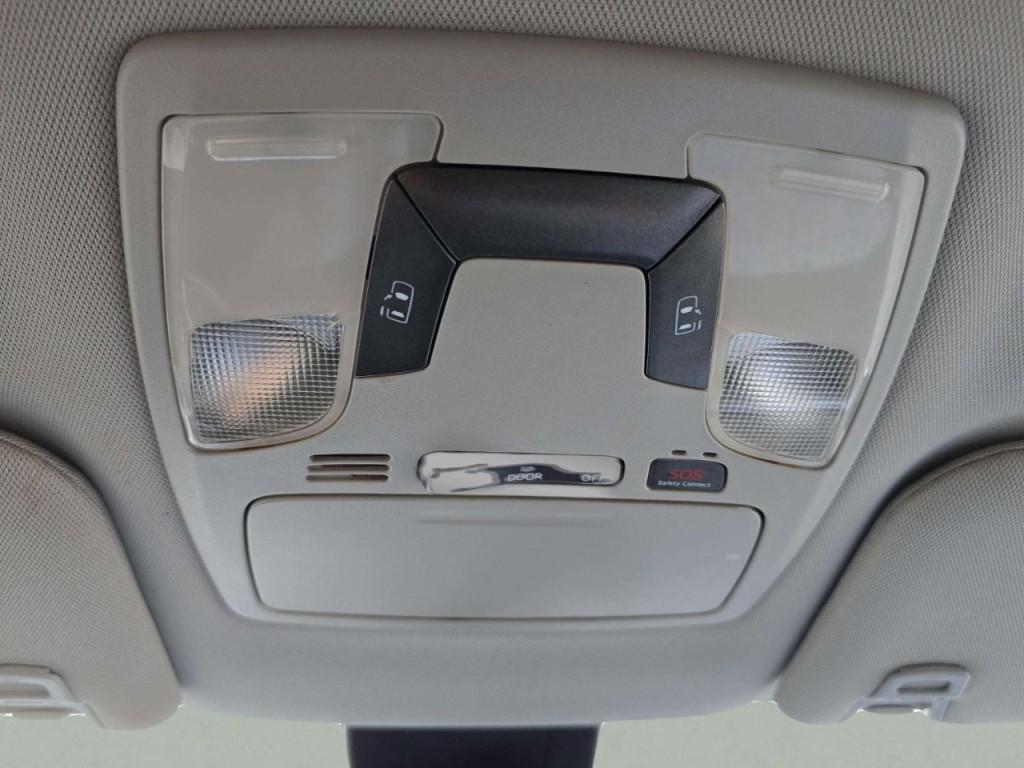 2020 Toyota Sienna Image 17