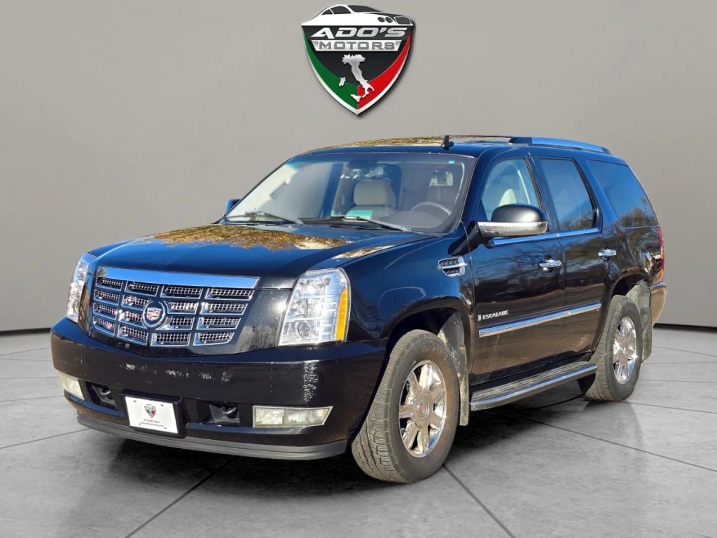 2007 Cadillac Escalade Image 1